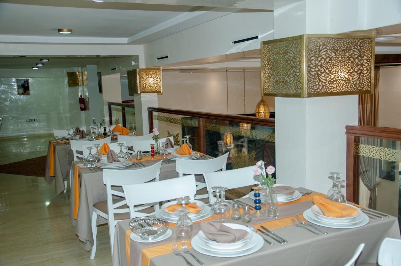 Sania Hotel Sidi Bennour Exterior photo